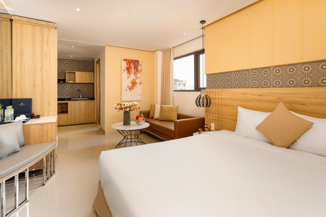 Bella Merry Hotel And Apartment Da Nang Exteriör bild