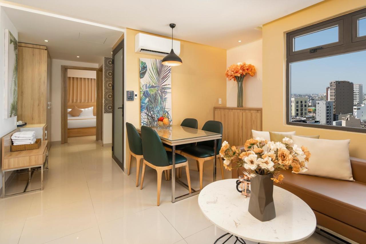 Bella Merry Hotel And Apartment Da Nang Exteriör bild