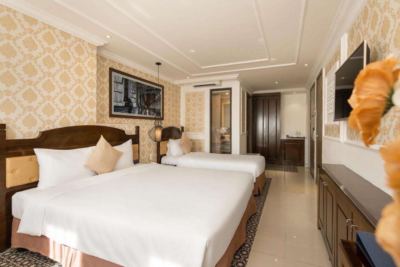 Bella Merry Hotel And Apartment Da Nang Exteriör bild
